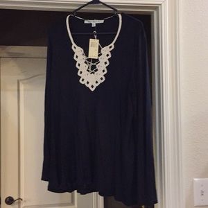 NWT Detailed top
